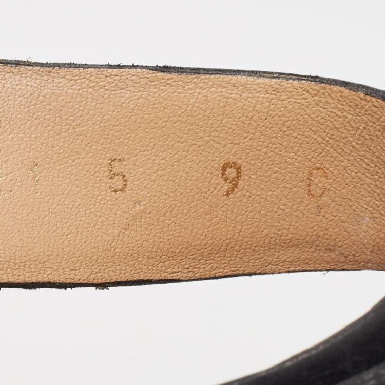 Pre Owned Salvatore Ferragamo Black Leather T Chan Detail Flat Sandals Size 39.5