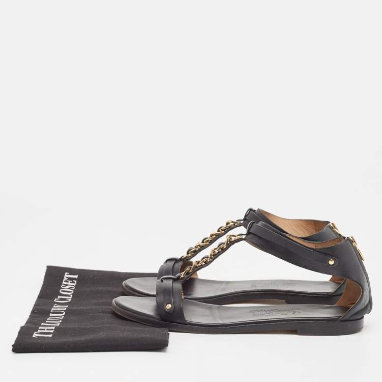 Pre Owned Salvatore Ferragamo Black Leather T Chan Detail Flat Sandals Size 39.5