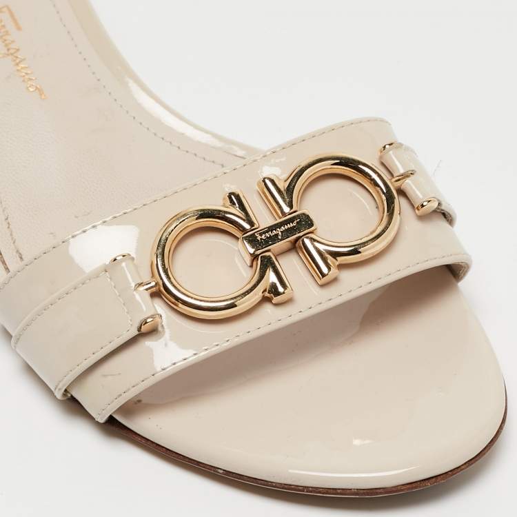 Pre Owned Salvatore Ferragamo Cream Patent Leather Como Ankle Strap Sandals Size 37.5