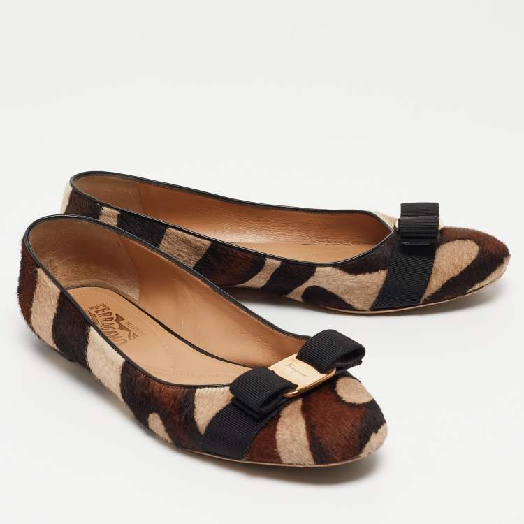 Pre Owned Salvatore Ferragamo Brown/Beige Printed Calf Hair Varina Ballet Flats Size 40