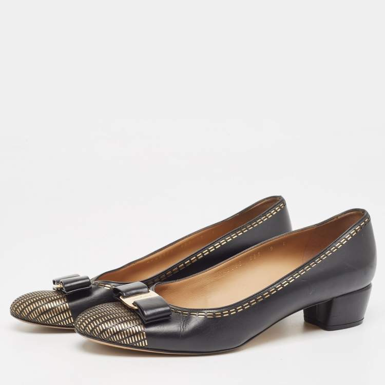 مملوكة مسبقًا Salvatore Ferragamo Black Leather Vara Stitch Block Heel Pumps Size 39.5