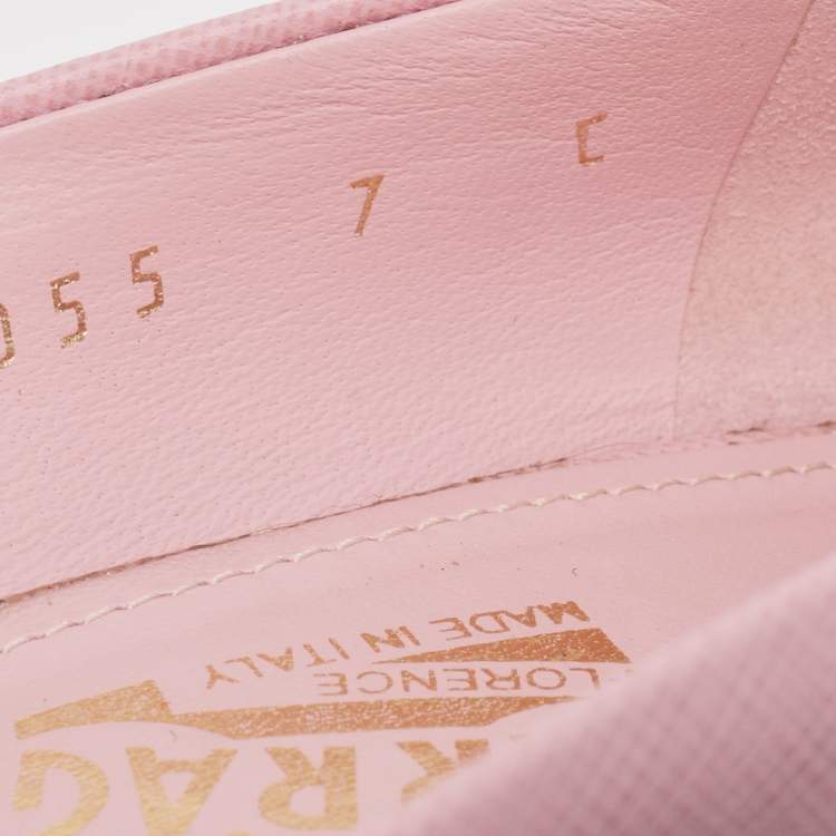 Pre Owned Salvatore Ferragamo Pink Leather Vara Bow Pumps Size 37.5