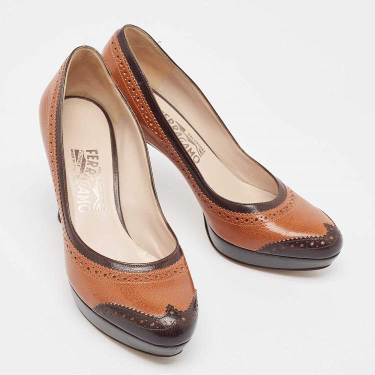 Pre Owned Salvatore Ferragamo Brown/Black Brogue Leather Platform Pumps Size 37.5