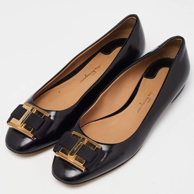 Pre Owned Salvatore Ferragamo Black Patent Leather Buckle Ballet Flats Size 35.5