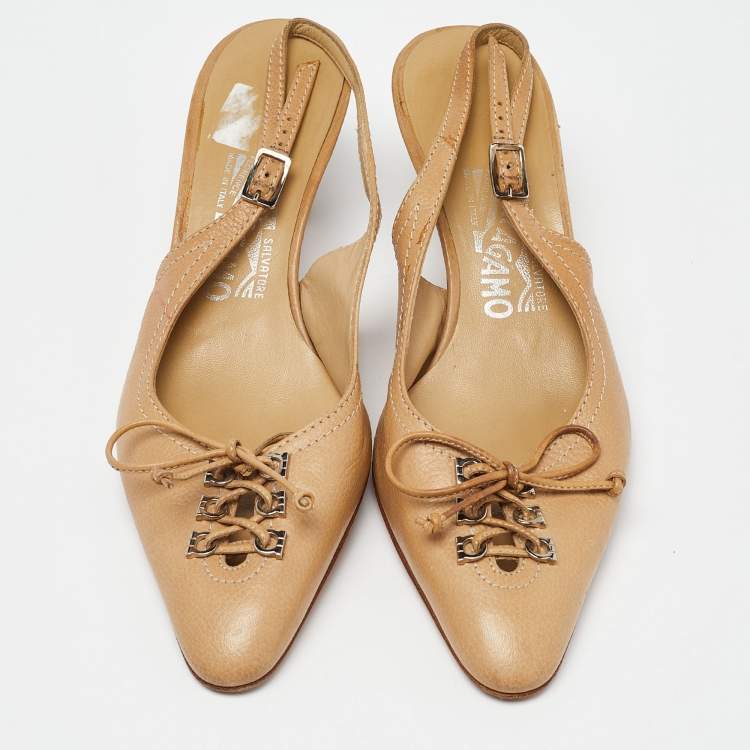 Pre Owned Salvatore Ferragamo Beige Leather Slingback Pumps Size 36.5