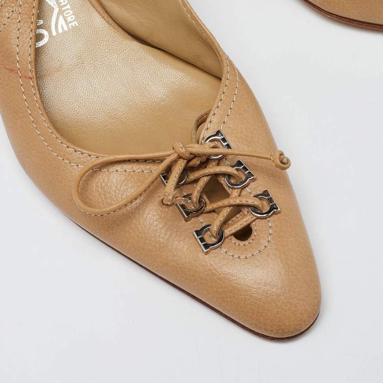 Pre Owned Salvatore Ferragamo Beige Leather Slingback Pumps Size 36.5