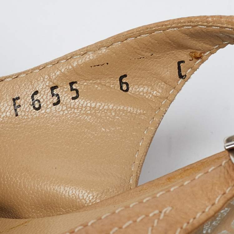 Pre Owned Salvatore Ferragamo Beige Leather Slingback Pumps Size 36.5