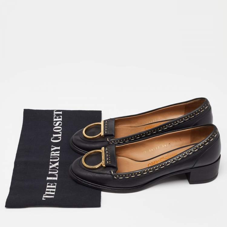 مملوكة مسبقًا Salvatore Ferragamo Black Leather Fele Gancio Detail Loafer Pumps Size 38