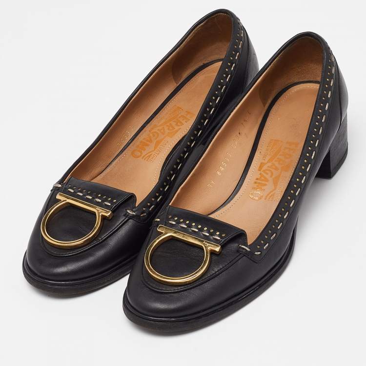 مملوكة مسبقًا Salvatore Ferragamo Black Leather Fele Gancio Detail Loafer Pumps Size 38