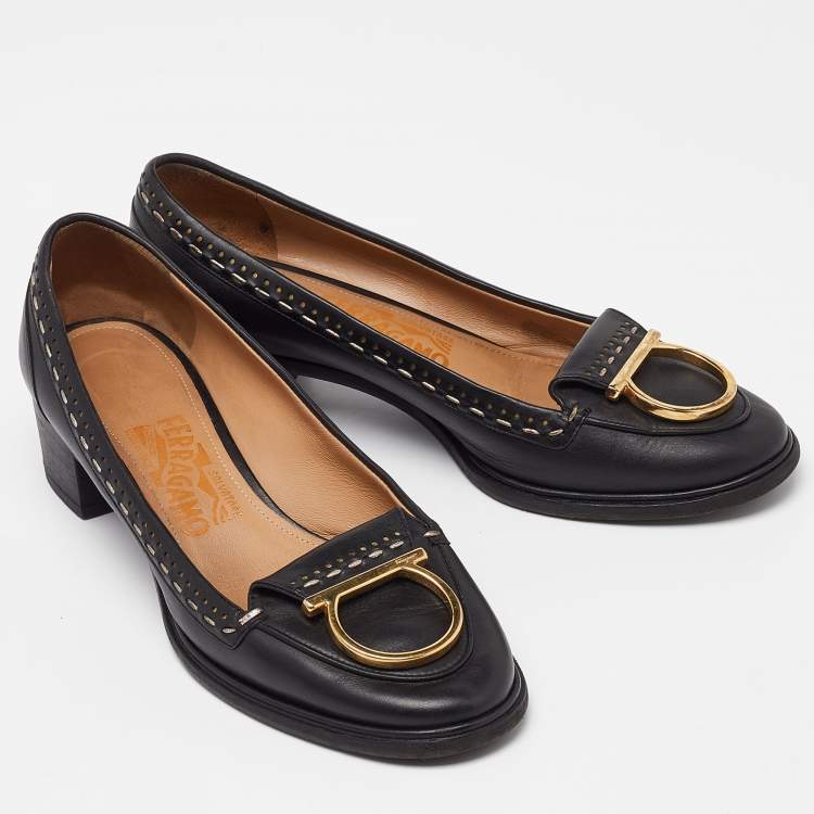 مملوكة مسبقًا Salvatore Ferragamo Black Leather Fele Gancio Detail Loafer Pumps Size 38