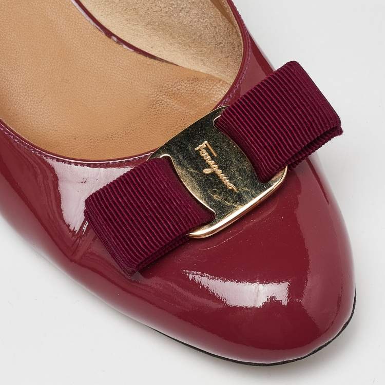 Pre Owned Salvatore Ferragamo Burgundy Patent Leather Varina Vara Bow Ballet Flats Size 37.5