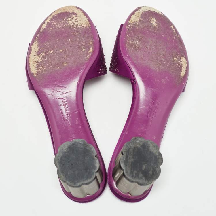 Pre Owned Salvatore Ferragamo Purple Satin Gorizias Sandals Size 40