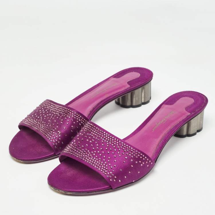 Pre Owned Salvatore Ferragamo Purple Satin Gorizias Sandals Size 40