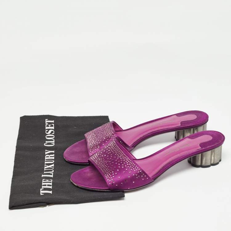Pre Owned Salvatore Ferragamo Purple Satin Gorizias Sandals Size 40