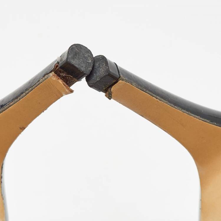 Pre Owned Salvatore Ferragamo Black Patent Leather Vara Bow Peep Toe Pumps Size 40.5
