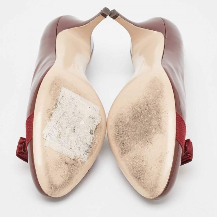 Pre Owned Salvatore Ferragamo Burgundy Patent Leather Vara Bow Pumps Size 40.5