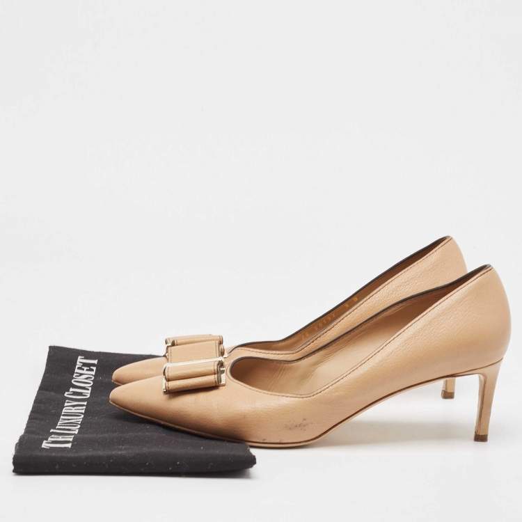 Pre Owned Salvatore Ferragamo Beige Leather Double Bow Pumps Size 39.5