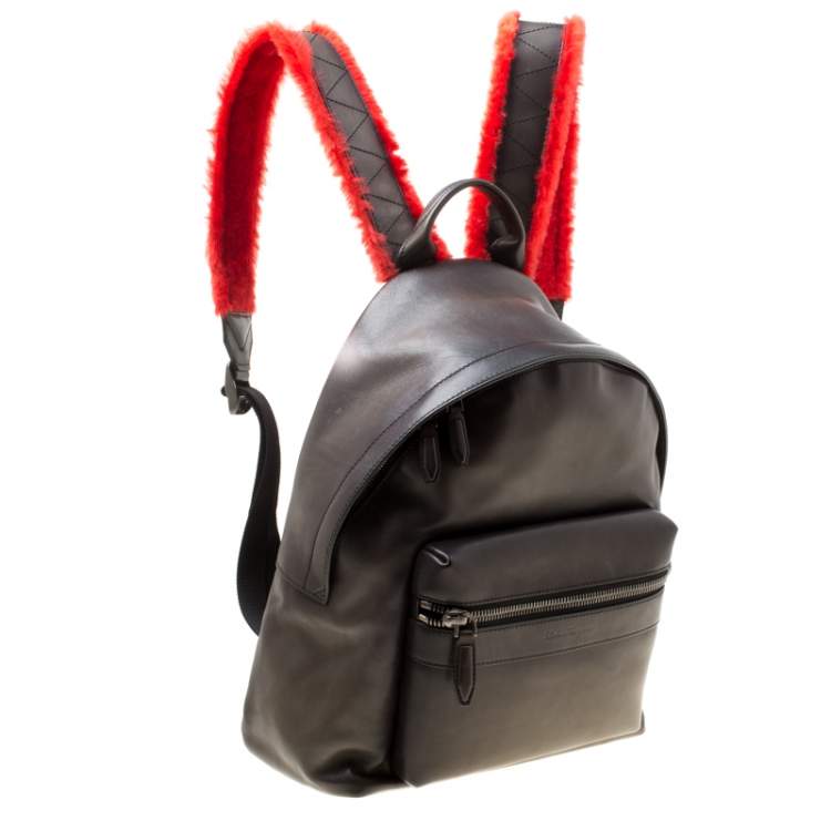 Pre Owned Salvatore Ferragamo Black Firenze Glow Leather Backpack 