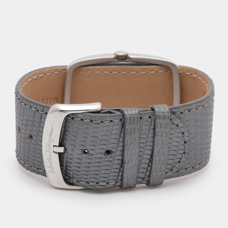 Pre Owned Salvatore Ferragamo Vara Mother of Pearl Stainless Steel Women's Wristwatch 30 mm