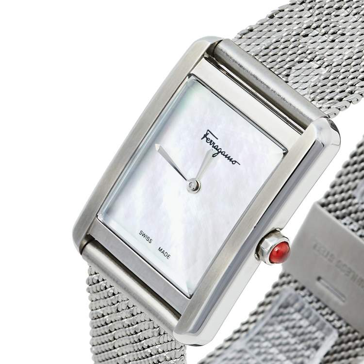 Pre Owned Salvatore Ferragamo Mother Of Pearl Stainless Steel Portrait SFDS00419 Women's Wristwatch 24 mm