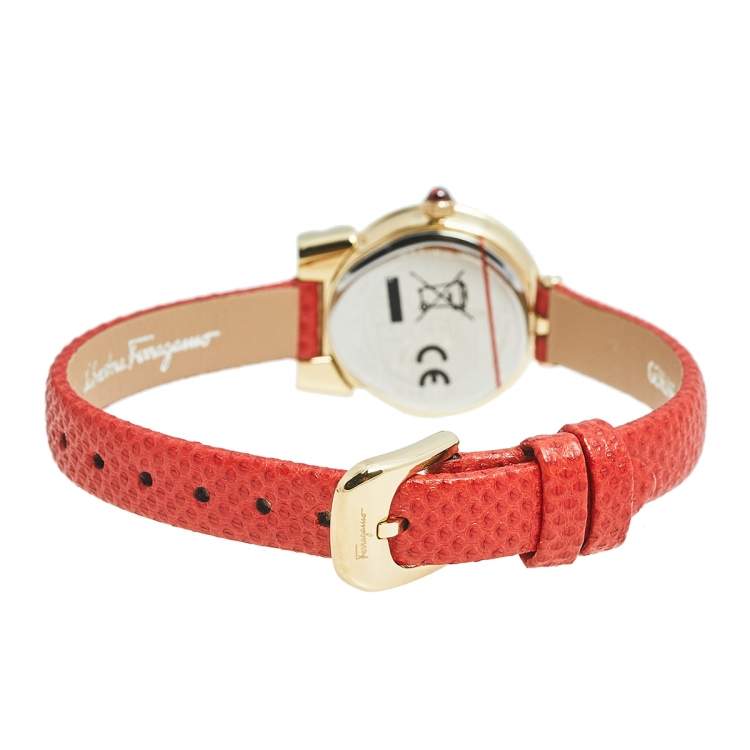 Pre Owned Salvatore Ferragamo Mother of Pearl Gold Plated Stainless Leather Gancino SFIK00219 Women's Wristwatch 22 mm