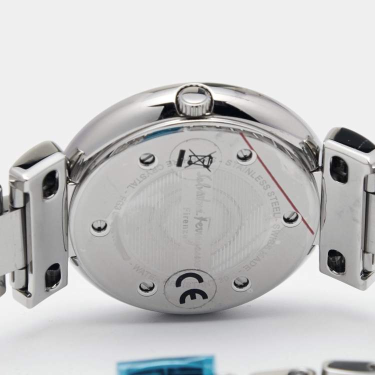 Pre Owned Salvatore Ferragamo Mother of Pearl Diamond Stainless Steel Gancino Deco FG3050014 Women's Wristwatch 39 mm