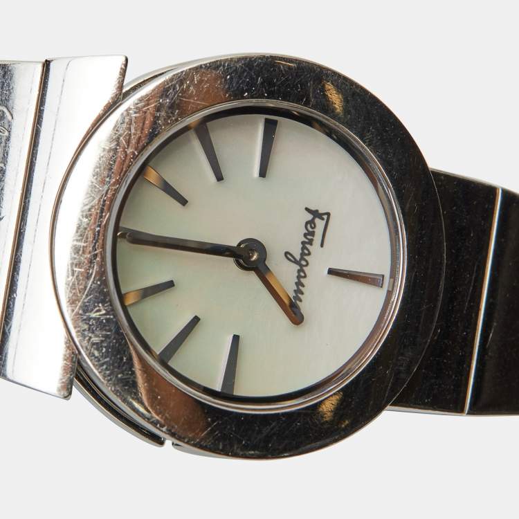 Pre Owned Salvatore Ferragamo Mother of Pearl Stainless Steel F70 Women's Wristwatch 24 mm