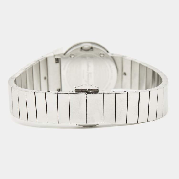 Pre Owned Salvatore Ferragamo Mother of Pearl Stainless Steel F70 Women's Wristwatch 24 mm