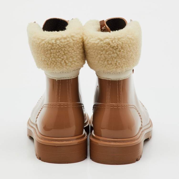 Pre Owned See by Chloe Beige Rubber and Shearling Fur Florrie Lined Combat Boots Size 39