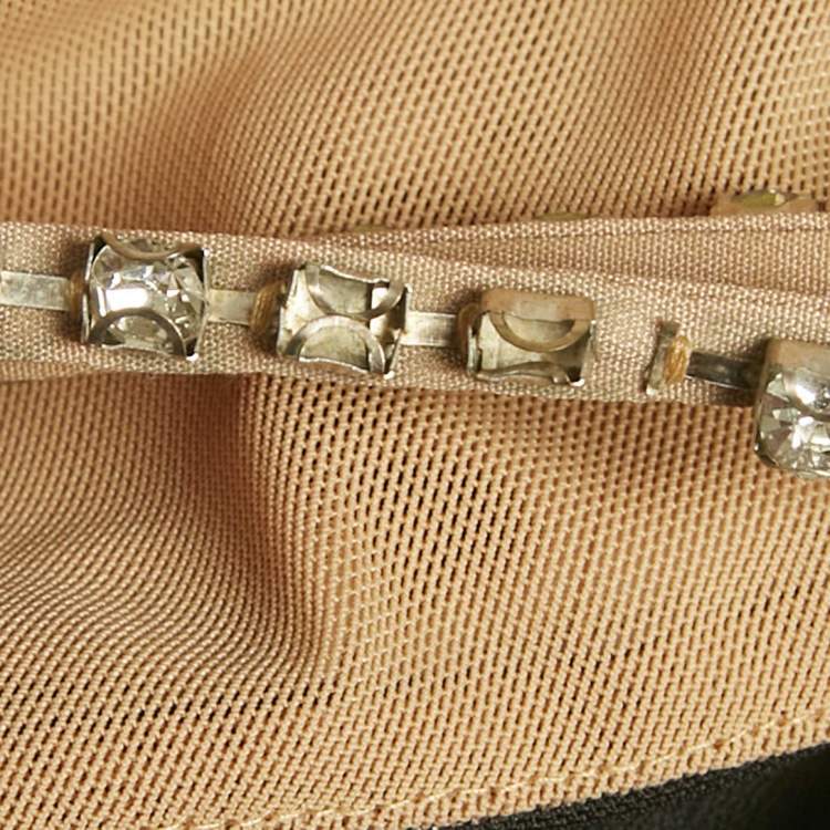 Pre Owned فستان سيلف - بورتريه ميدي سترابي أسود باور شبكة مقاس متوسط - ميديوم