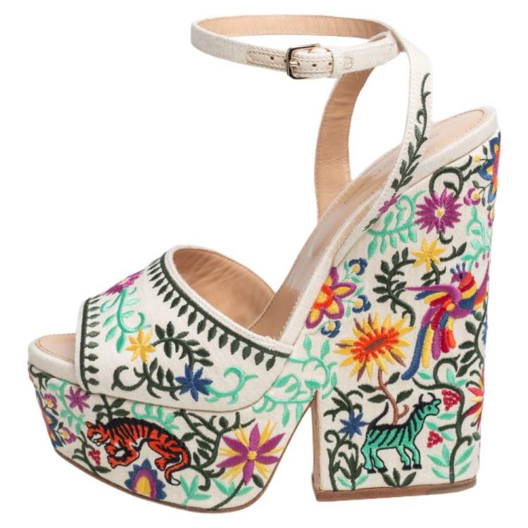 Pre Owned Sergio Rossi Beige Cotton Floral Embroidered Platform Ankle Wrap Sandals Size 39.5