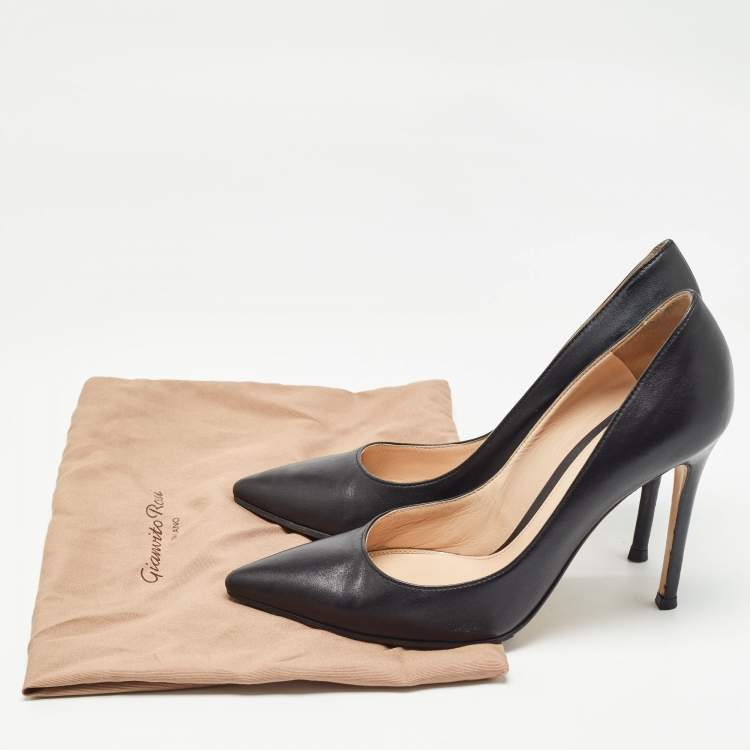 Pre Owned Sergio Rossi Black Leather Pointed Toe Pumps Size 37
