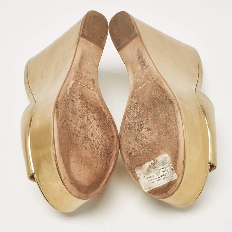 Pre Owned Sergio Rossi Gold Patent Leather Lakeesha Wedge Sandals Size 37
