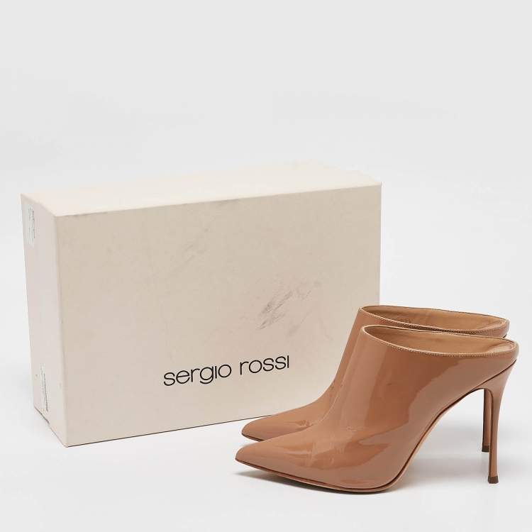 Pre Owned Sergio Rossi Beige Patent Leather Mules Size 37.5