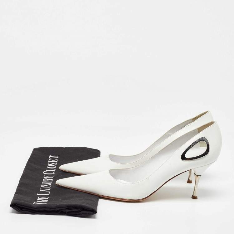 مملوكة مسبقًا Sergio Rossi White Leather Pointed Toe Pumps Size 40