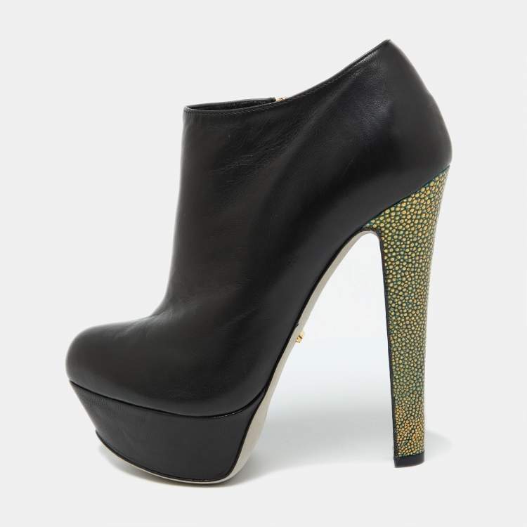 Pre Owned Sergio Rossi Black Leather Platform Ankle Length Booties Size 34.5
