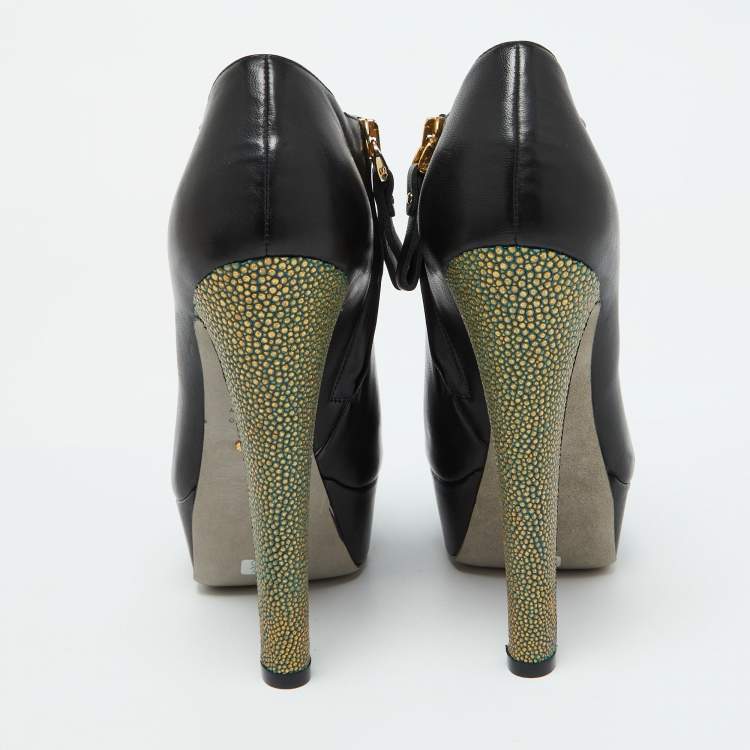 Pre Owned Sergio Rossi Black Leather Platform Ankle Length Booties Size 34.5