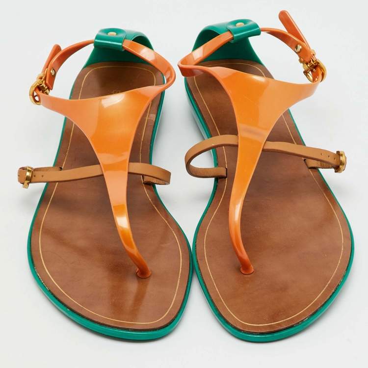 مملوكة مسبقًا Sergio Rossi Multicolor Leather and Rubber T-Strap Flat Sandals Size 40