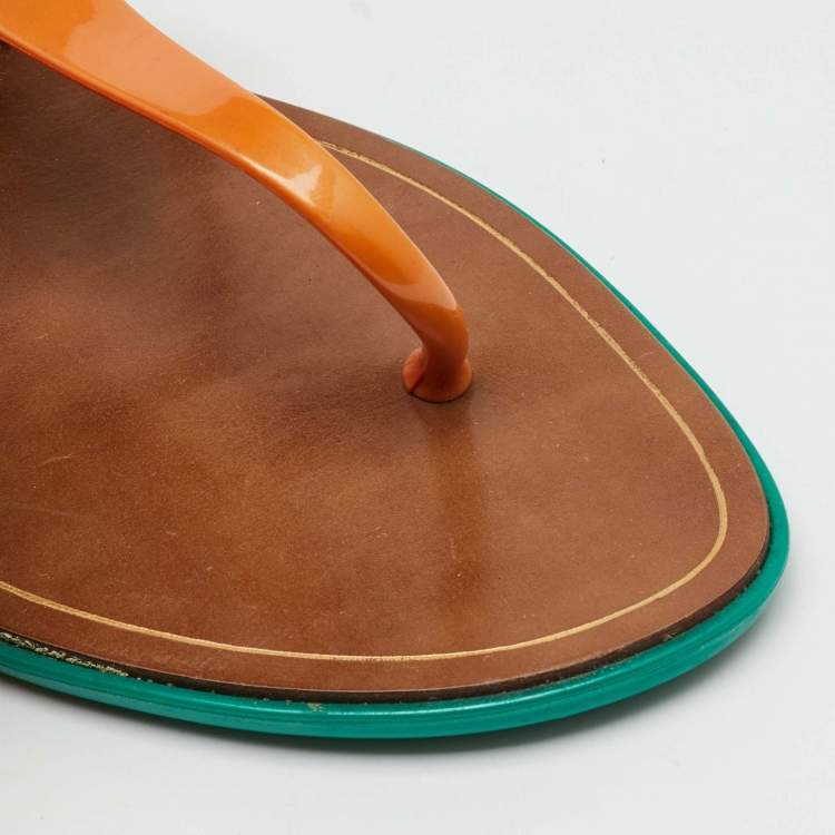مملوكة مسبقًا Sergio Rossi Multicolor Leather and Rubber T-Strap Flat Sandals Size 40