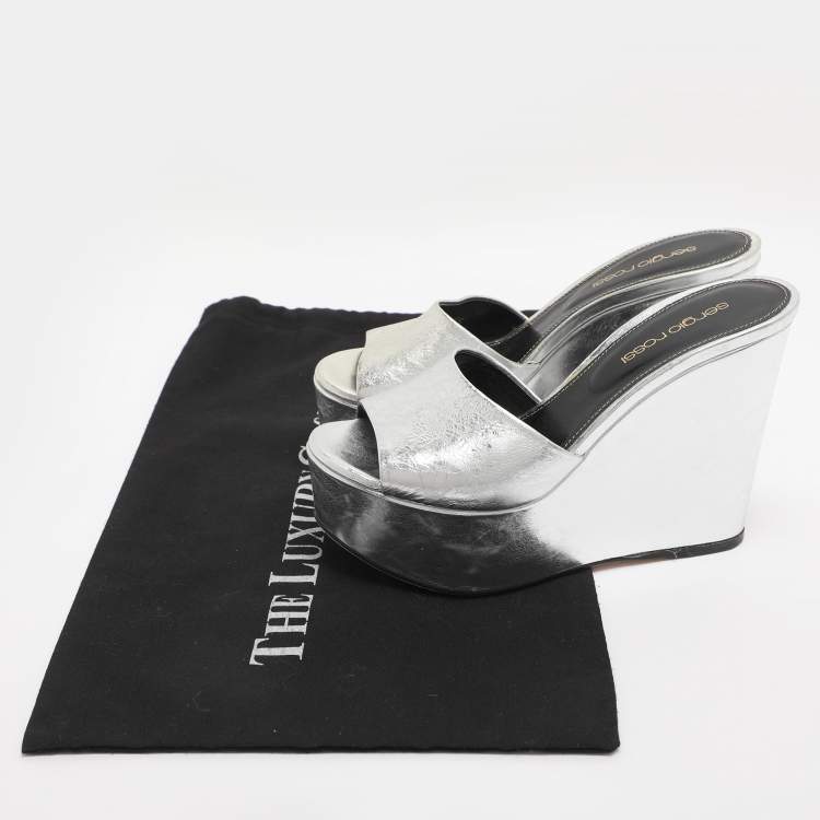 Pre Owned Sergio Rossi Silver Patent Leather Lakeesha Wedge Sandals Size 35