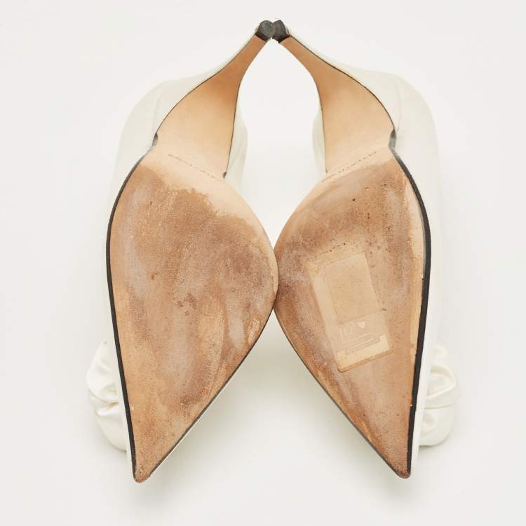 Pre Owned Sergio Rossi Cream Satin Rose Pearl Applique Pumps Size 36