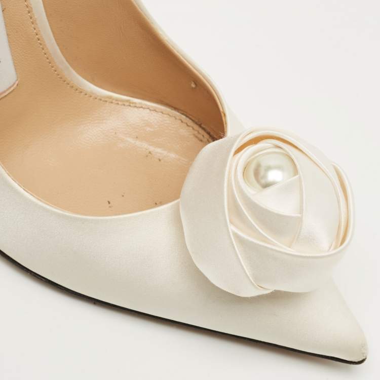 Pre Owned Sergio Rossi Cream Satin Rose Pearl Applique Pumps Size 36