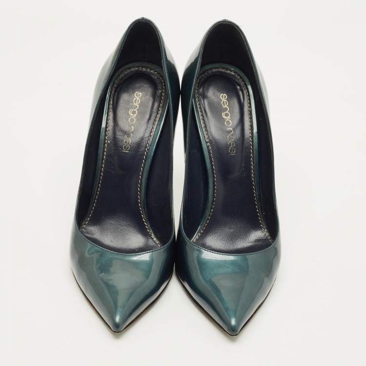 مملوكة مسبقًا Sergio Rossi Godiva Size 37 Metallic Green Patent Leather Pointed Toe Pumps