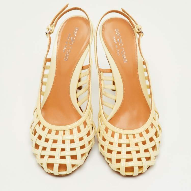 Pre Owned Sergio Rossi Size 37.5 Cream Patent Leather Cut Out Slingback Sandals