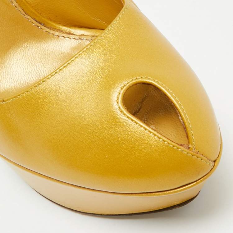 Pre Owned Sergio Rossi Size 38 Gold Leather Platform Pumps