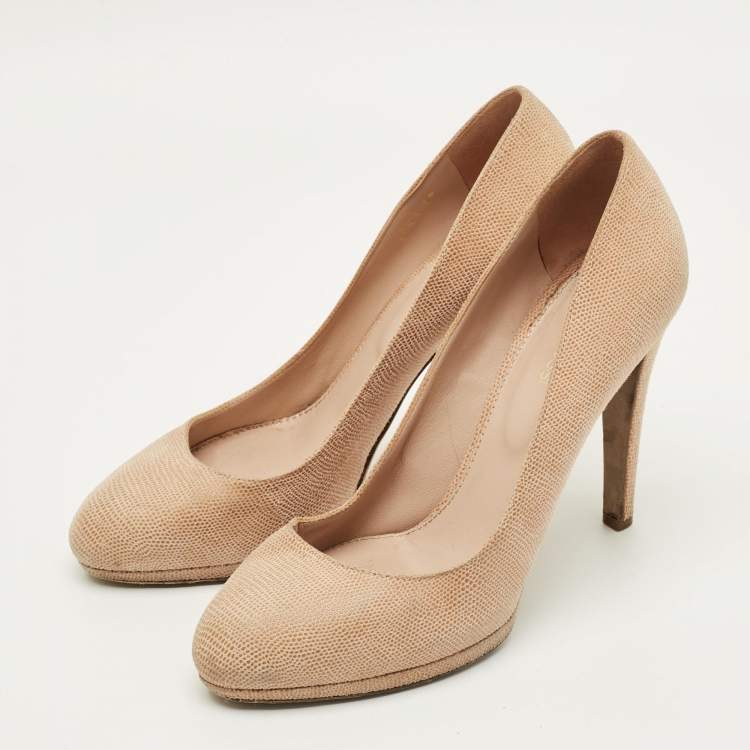 Pre Owned Sergio Rossi Size 39 Beige Texture Suede Round Toe Pumps