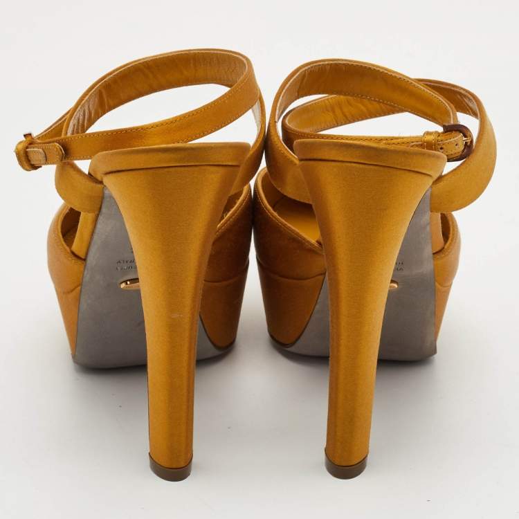 Pre Owned Sergio Rossi Size 37.5 Mustard Yellow Satin Ankle Strap Platform Sandals