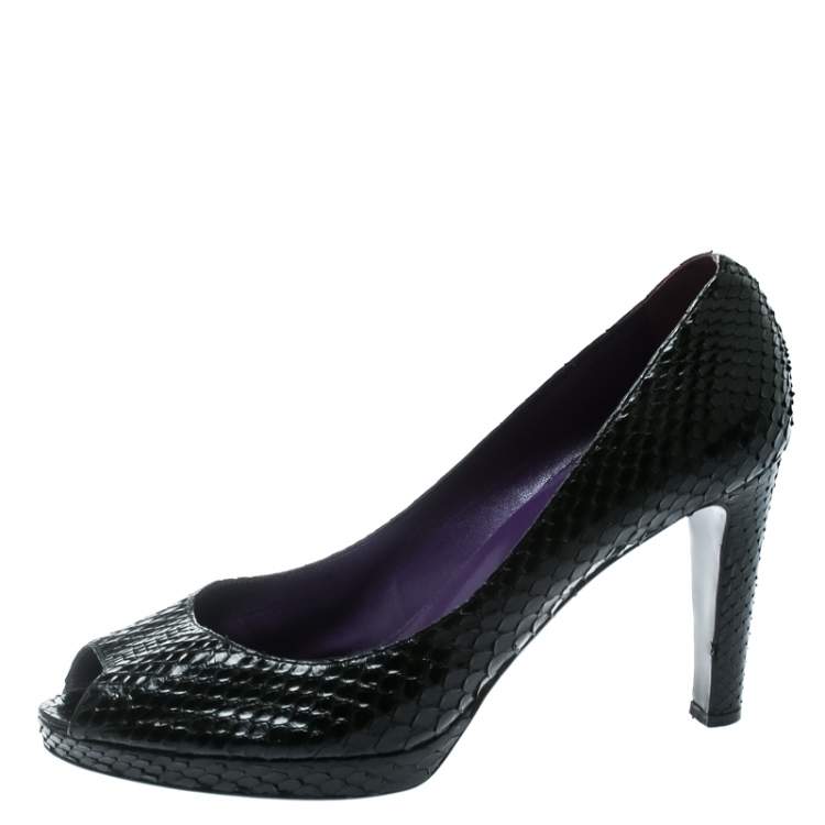 مملوكة مسبقًا Sergio Rossi Black Python Leather Peep Toe Pumps Size 41