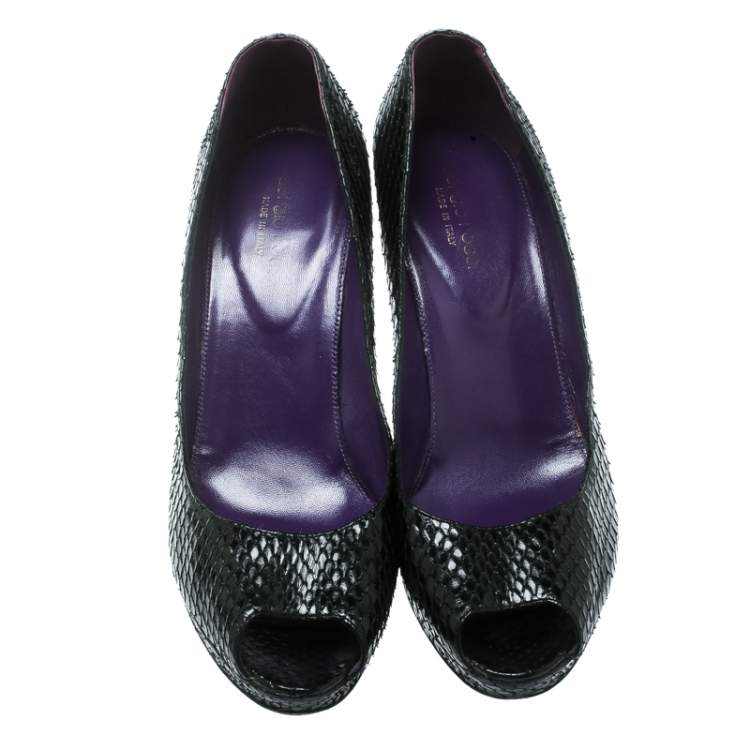 مملوكة مسبقًا Sergio Rossi Black Python Leather Peep Toe Pumps Size 41