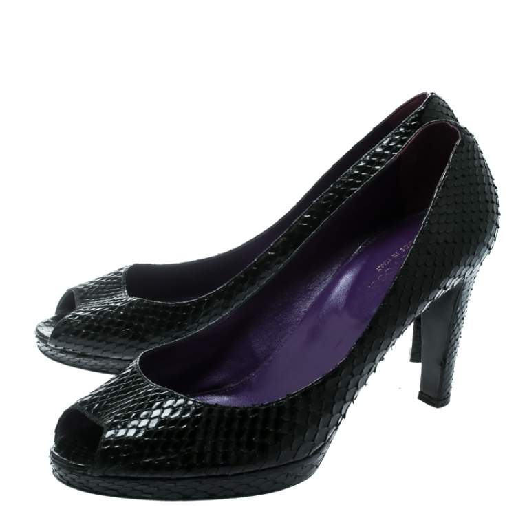مملوكة مسبقًا Sergio Rossi Black Python Leather Peep Toe Pumps Size 41